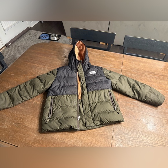 The North Face boys Green and Black Puffer Jacket